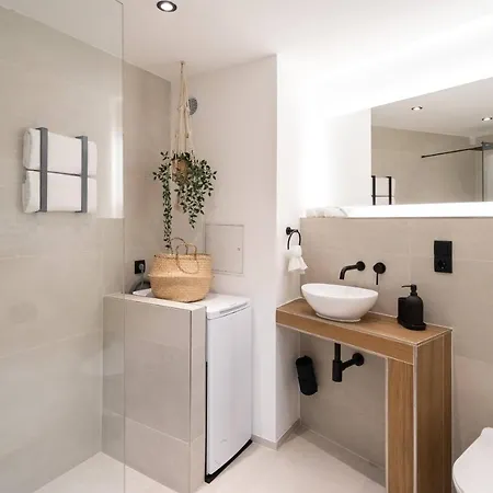 Apartment New - - - Universitaetsklinikum