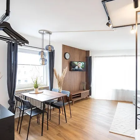 New - - - Universitaetsklinikum 公寓