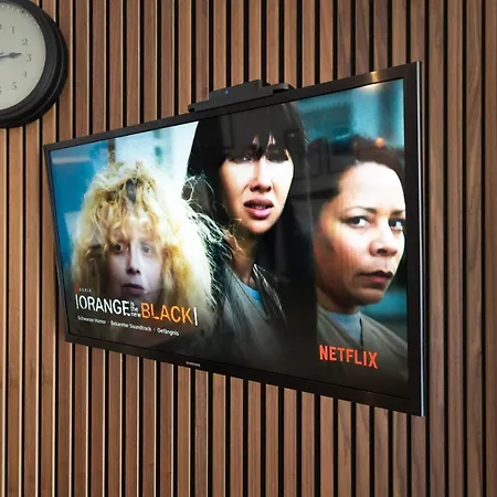 New - - - Universitaetsklinikum Apartment